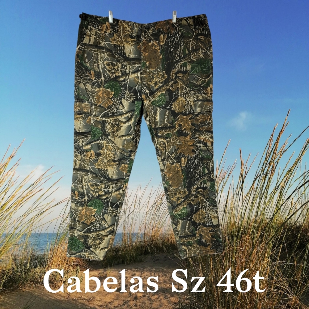 Cabelas Men's Camo Sz 46T